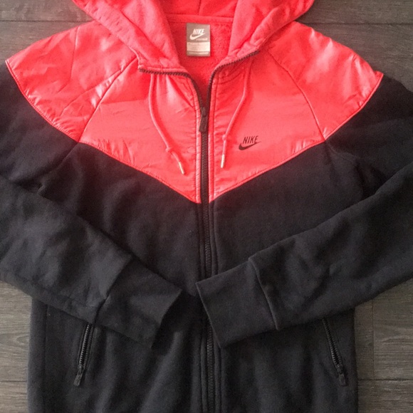 Nike - zip up hoodie | medium - Picture 2 of 5